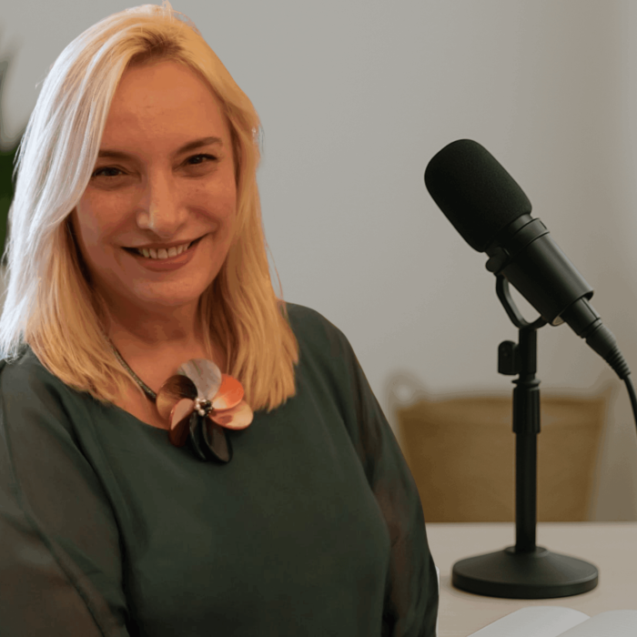 Entrevista a Fatim Ligioiz, CEO de Emocosmética