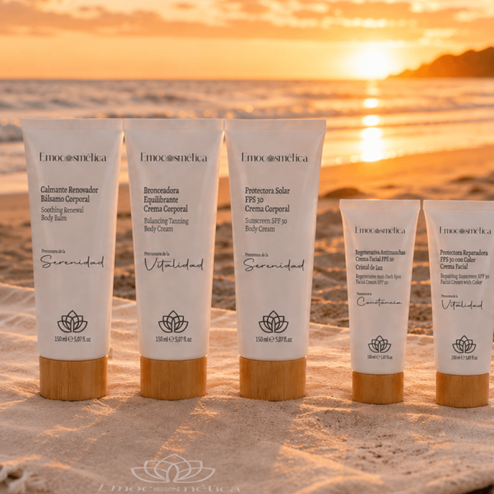 Línea solar de Emocosmética con protectores solares faciales y corporales, potenciador del bronceado, protección pediátrica y cuidado reparador para después del sol.